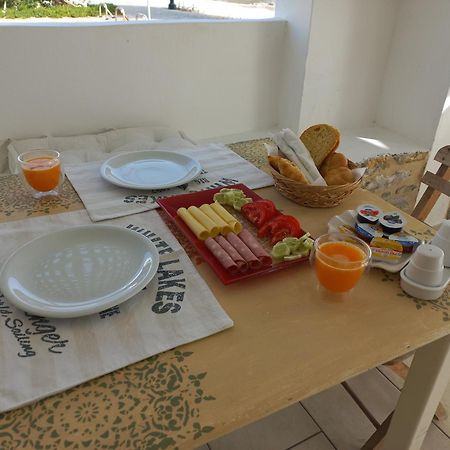 Pavlos Rooms Livadia  エクステリア 写真