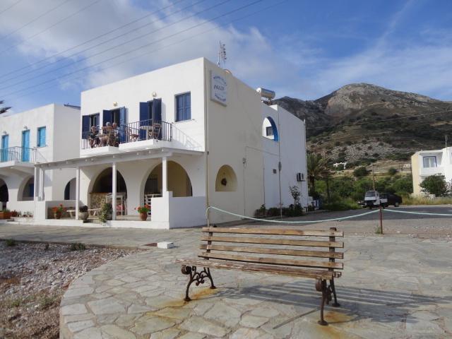 Pavlos Rooms Livadia  エクステリア 写真