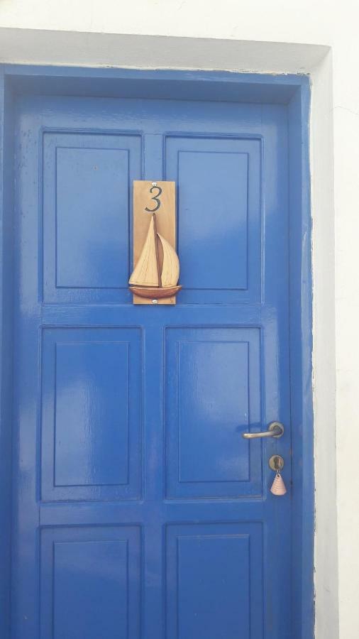 Pavlos Rooms Livadia  エクステリア 写真
